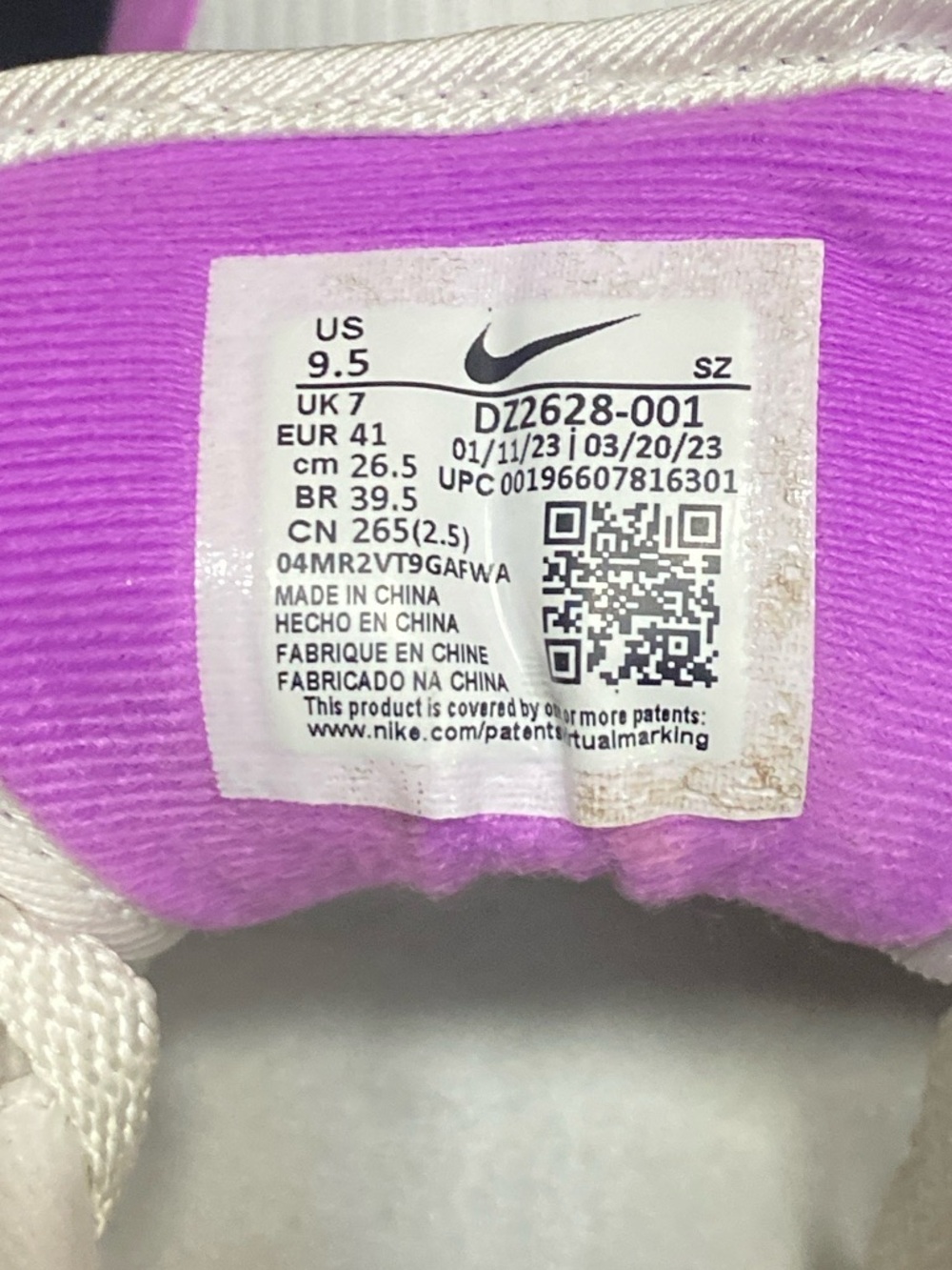 Nike Women’s Air Max Sneakers in Pink and Cream - Picture 2 of 8